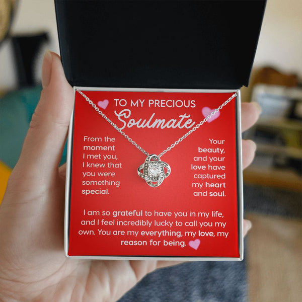 Soulmate's Love Knot Necklace: A Symbol of Eternal Connection